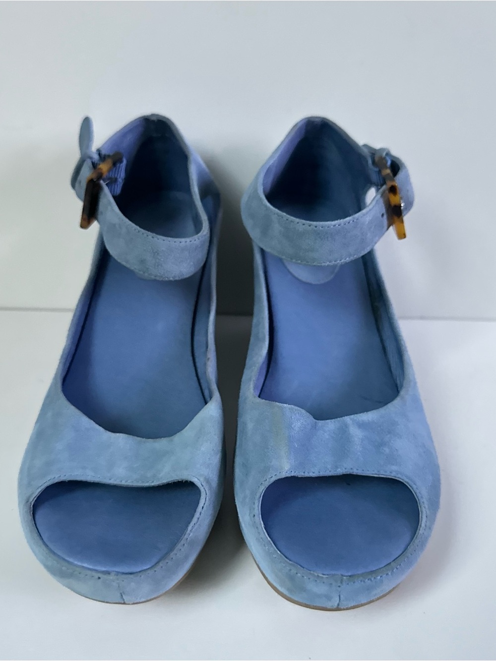 JustFab Women's Blue Suede Peep Toe Ankle Strap Wedge Heel Sandals Tortoise 6